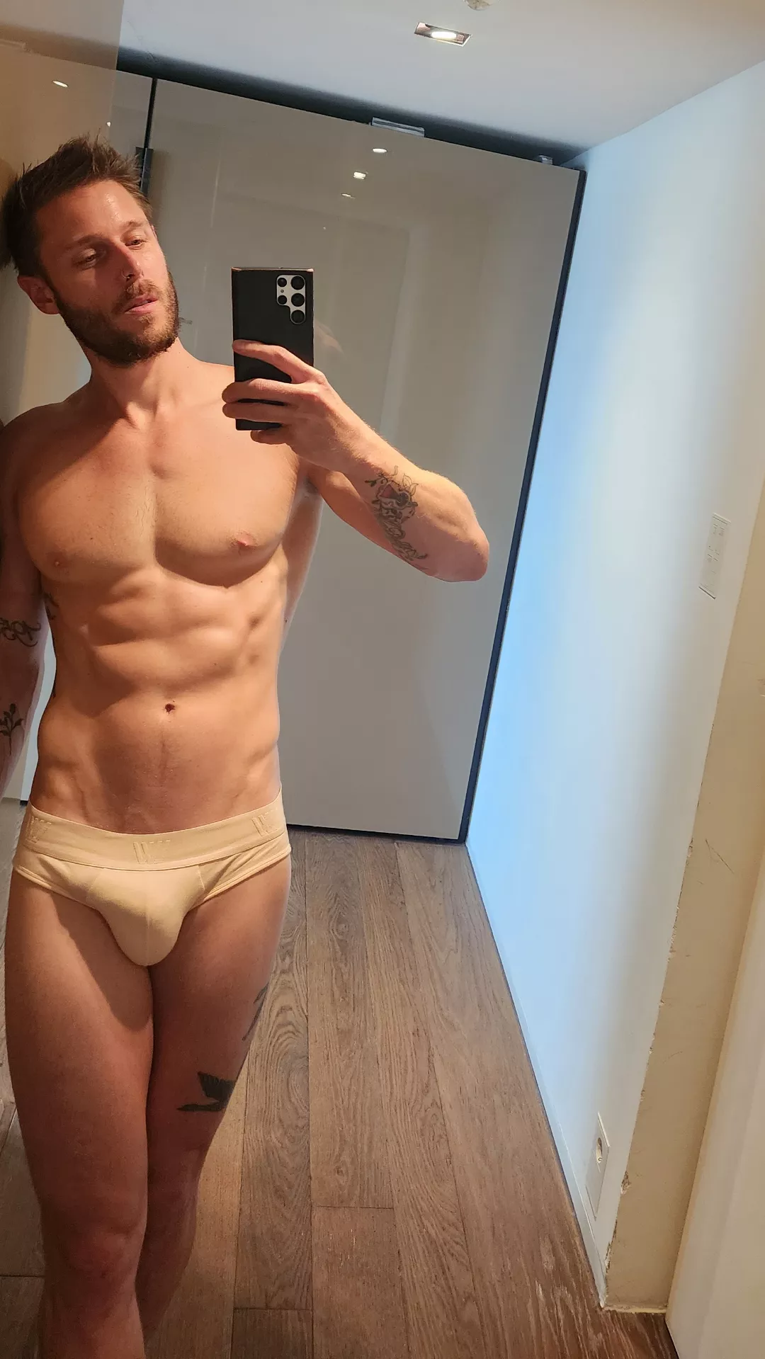 Low contrast  posted by aiasar1