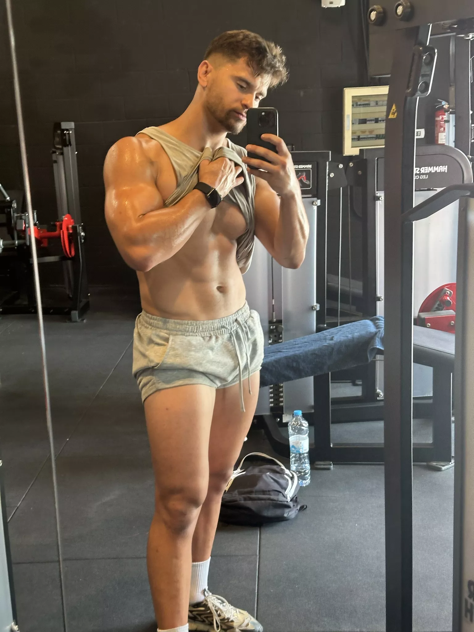 My forearm is shining today posted by realisiwak