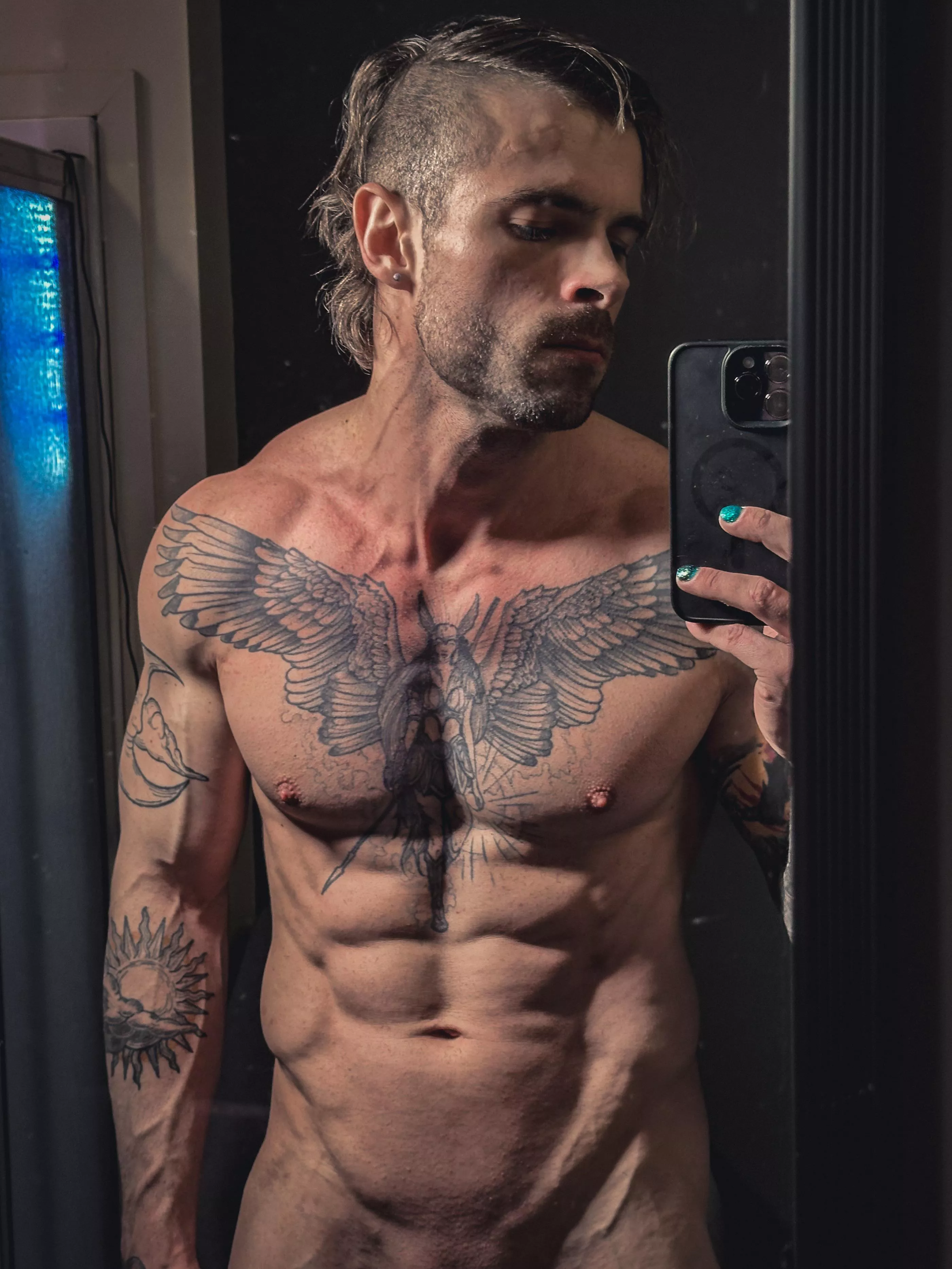 Nearly fully connected v formation 😁 posted by ArcadianRage