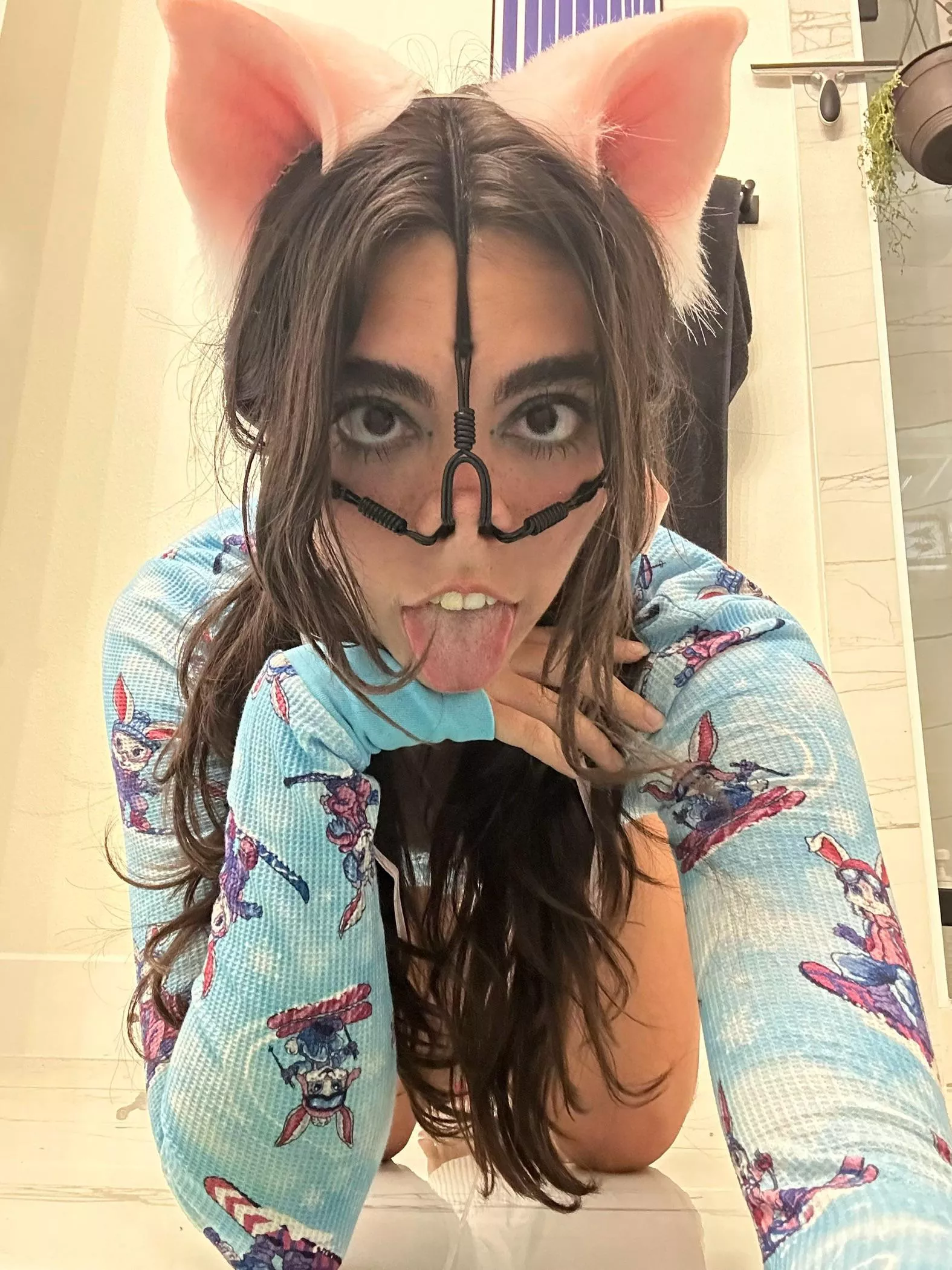 OINK OINK- that is all  posted by babyivyafterdark