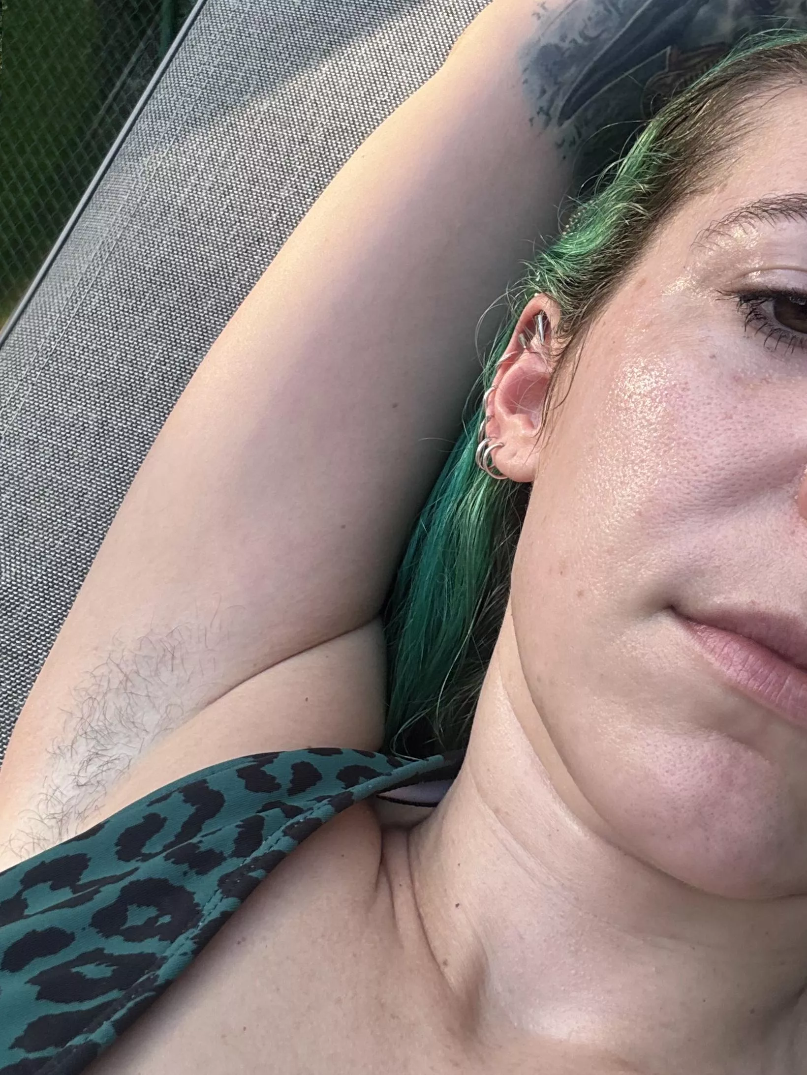 Public closeup posted by sirenskiss3