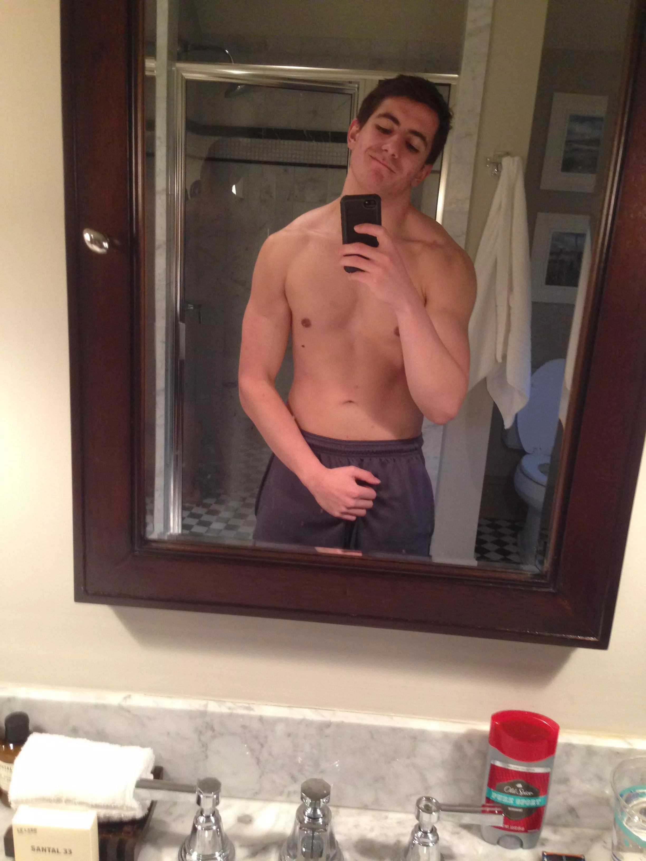 Should the first dick I suck be big or small? posted by Southern-Feeling462