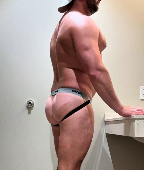 Slow day today  by SEAfit_8