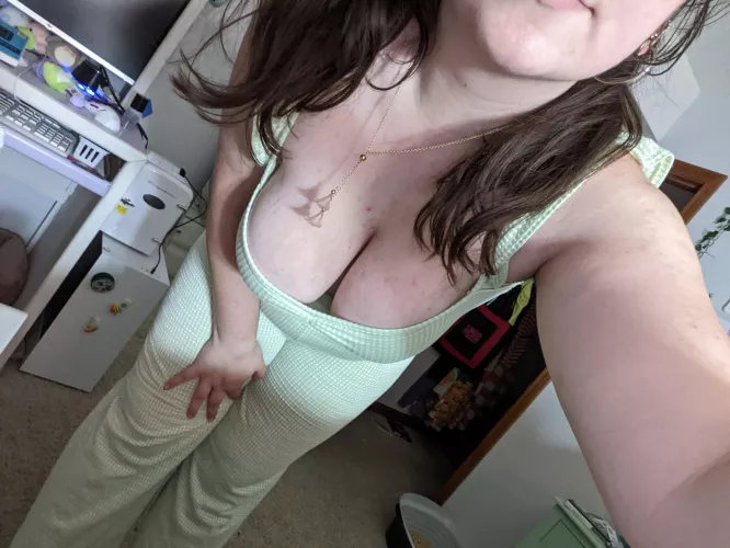 Summer romper shenanigans  by DelilahTheBaker