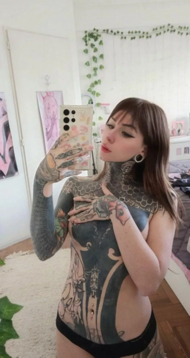 What do you like about my body? posted by ZaraEmber