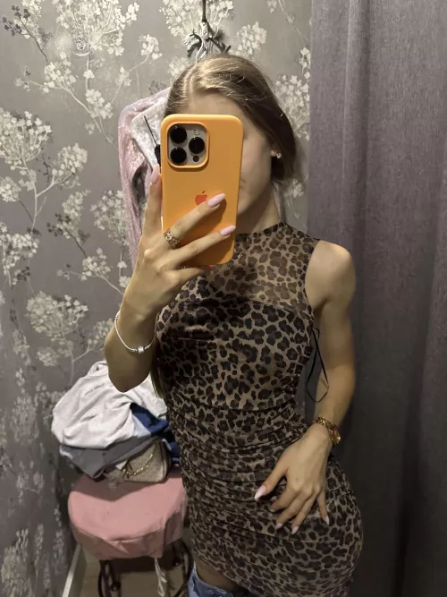 Does this outfit suit me Should I buy it by apple_only_