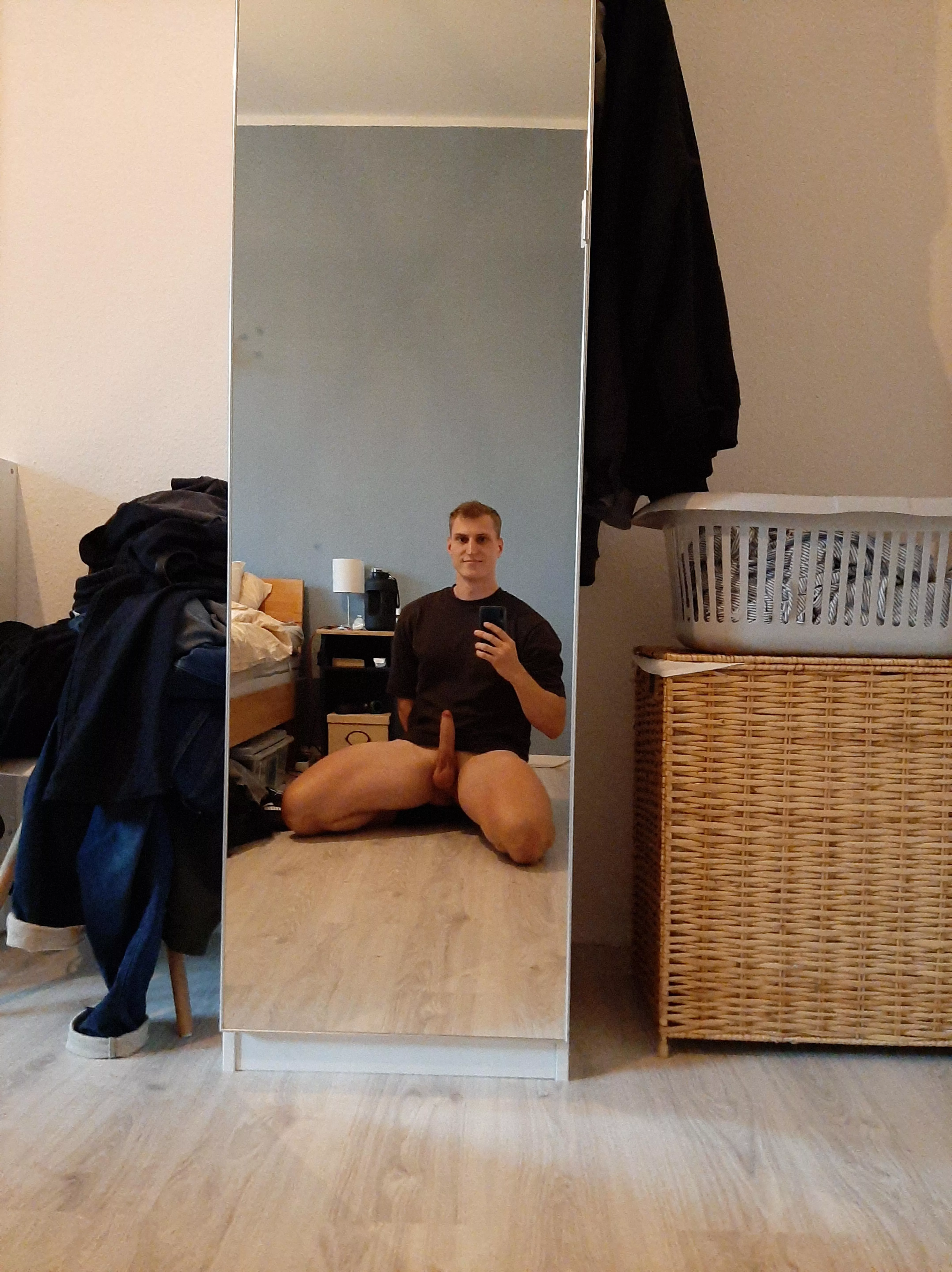 Hello Ladies 😁 posted by tatata98