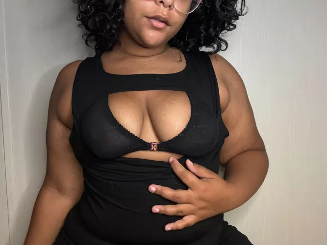 I love wearing this dress on dates by Atomichoneyybee