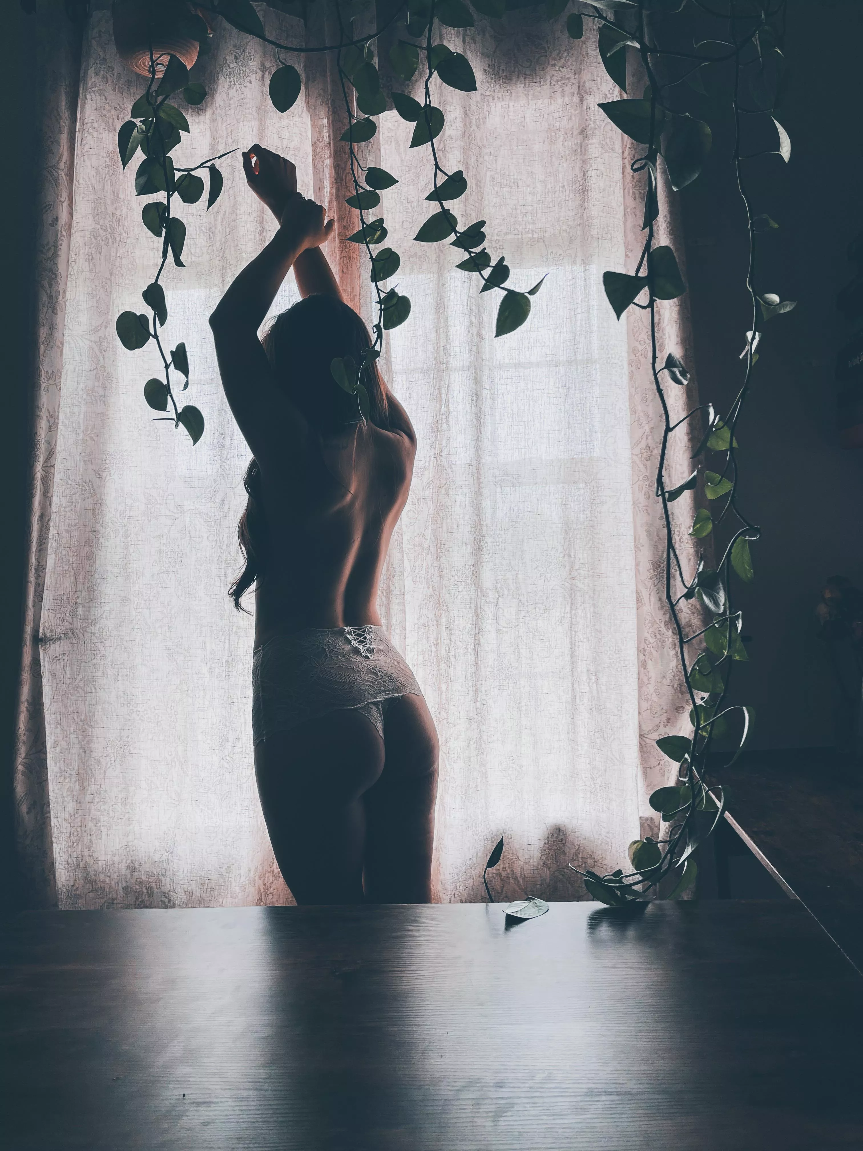 I’m 5’2 and 110 pounds, I am your fun size  posted by StilettoFootprints