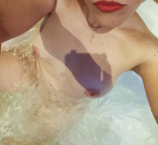 Try not to look at my boobs by _cafelatte