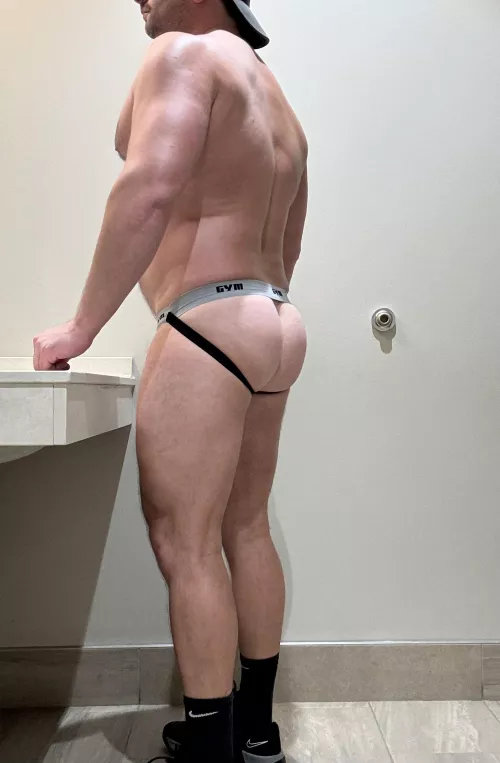 Waiting for someone to come in by SEAfit_8