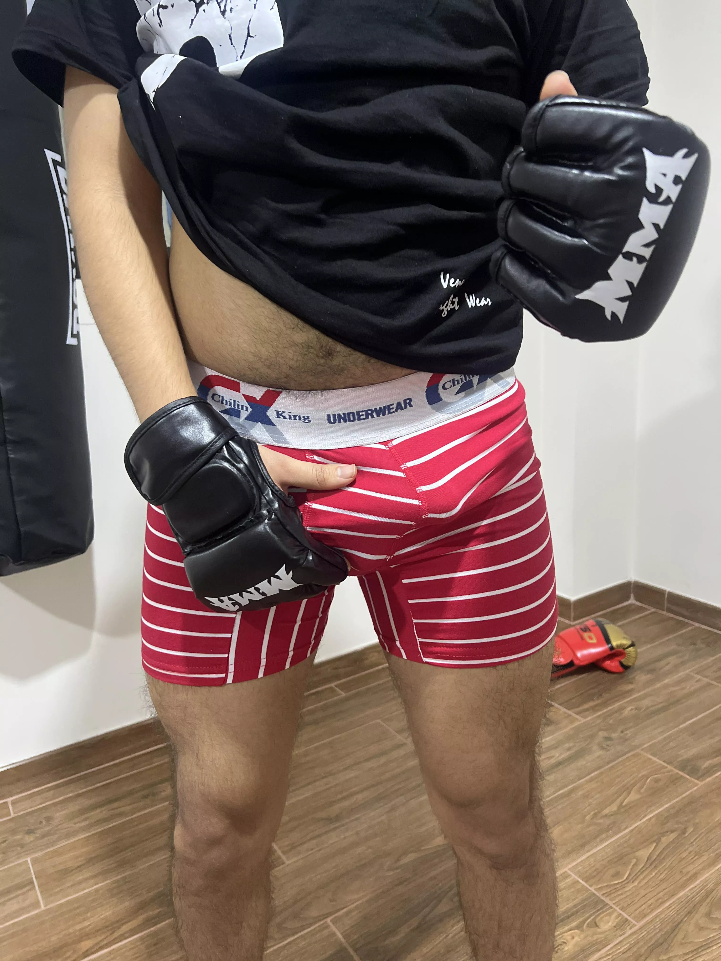 Yo, ever sucked the cock of a boxer stud? Hotter than hell posted by gregorboxerthick