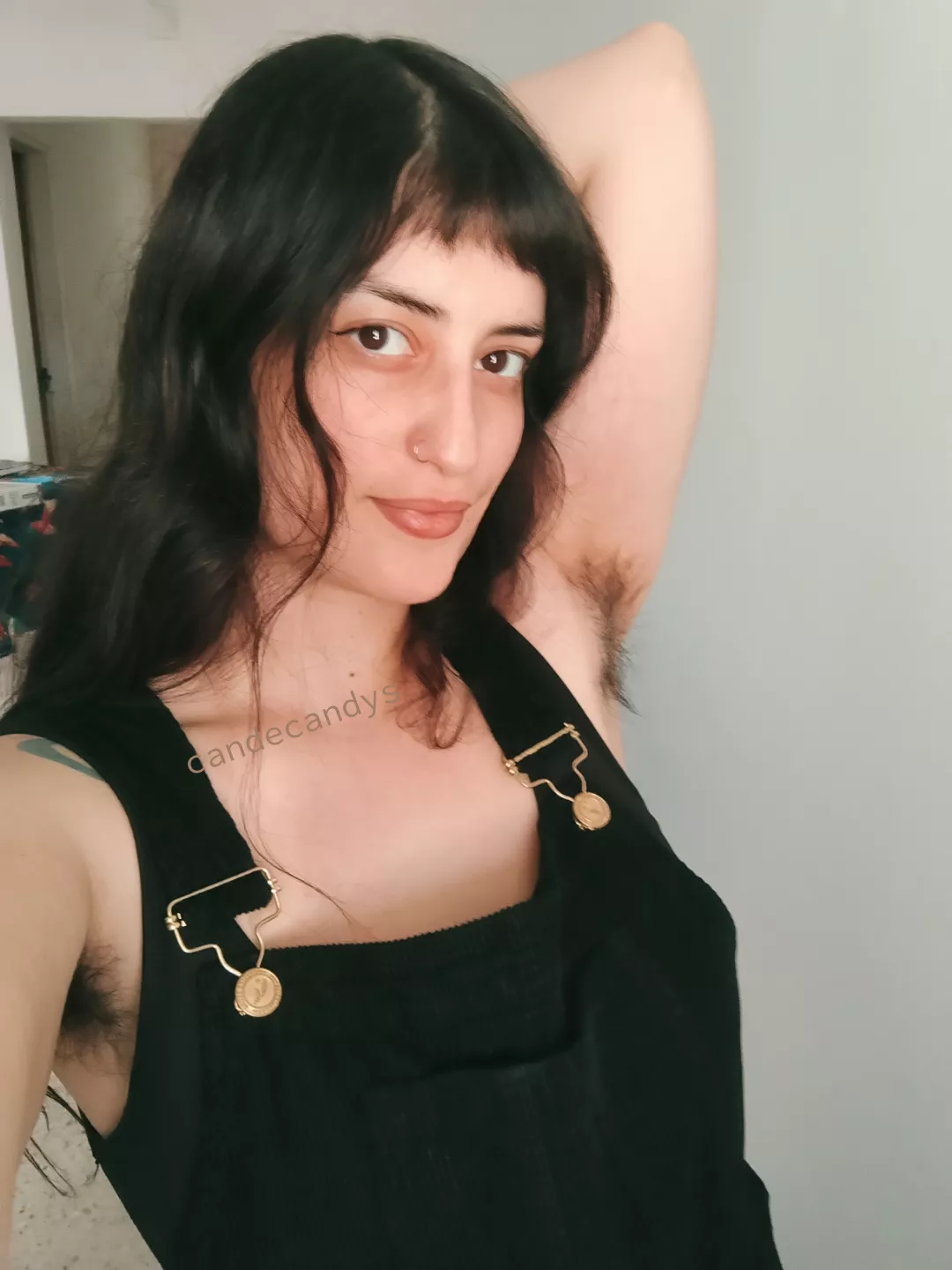 craving the scent of my sweaty pits? posted by candecandys