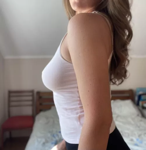 Do you like girls with wavy hair by sunspotsa