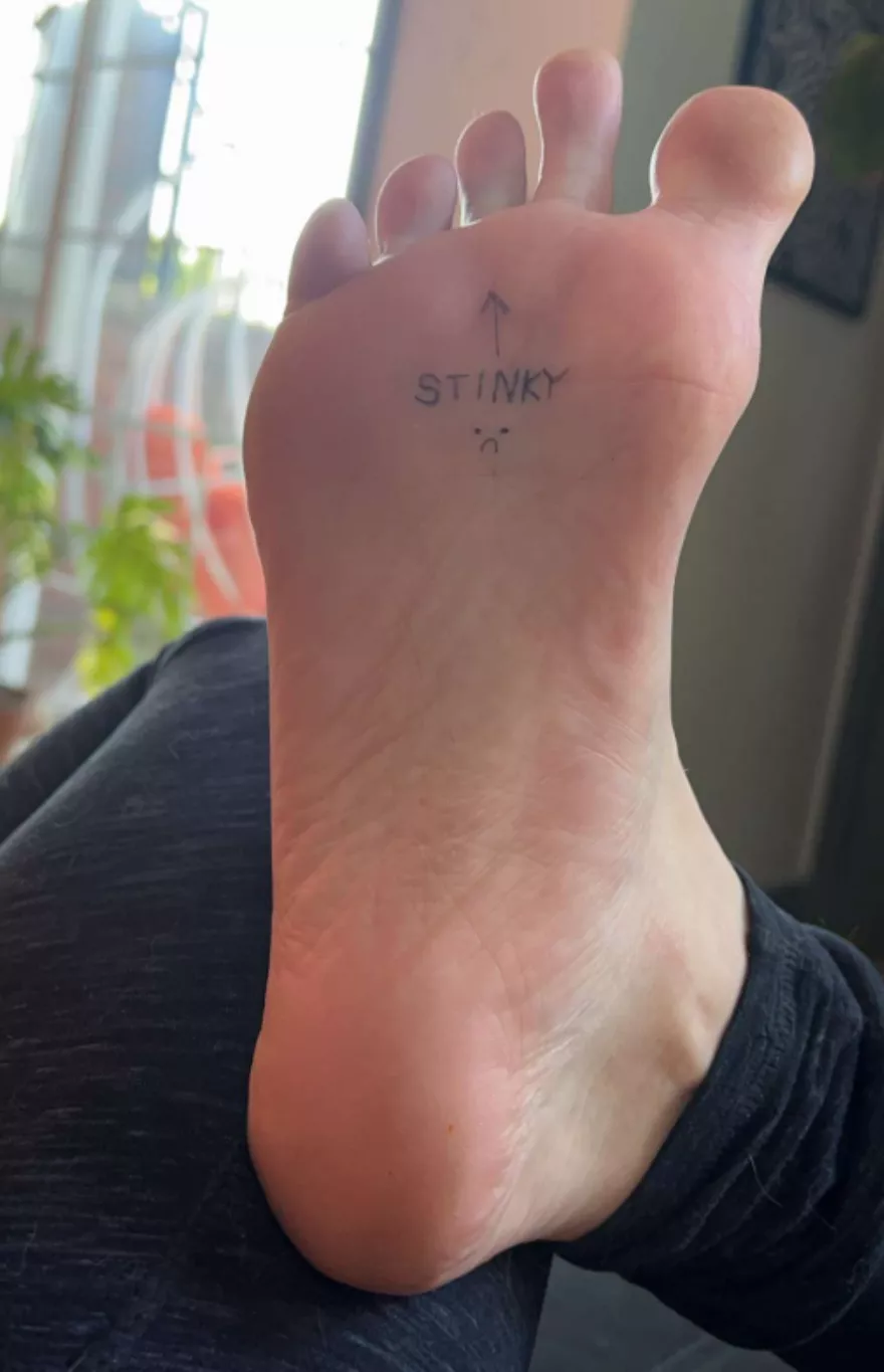 I Walked For Miles Without Socks Today posted by GripperFlippers