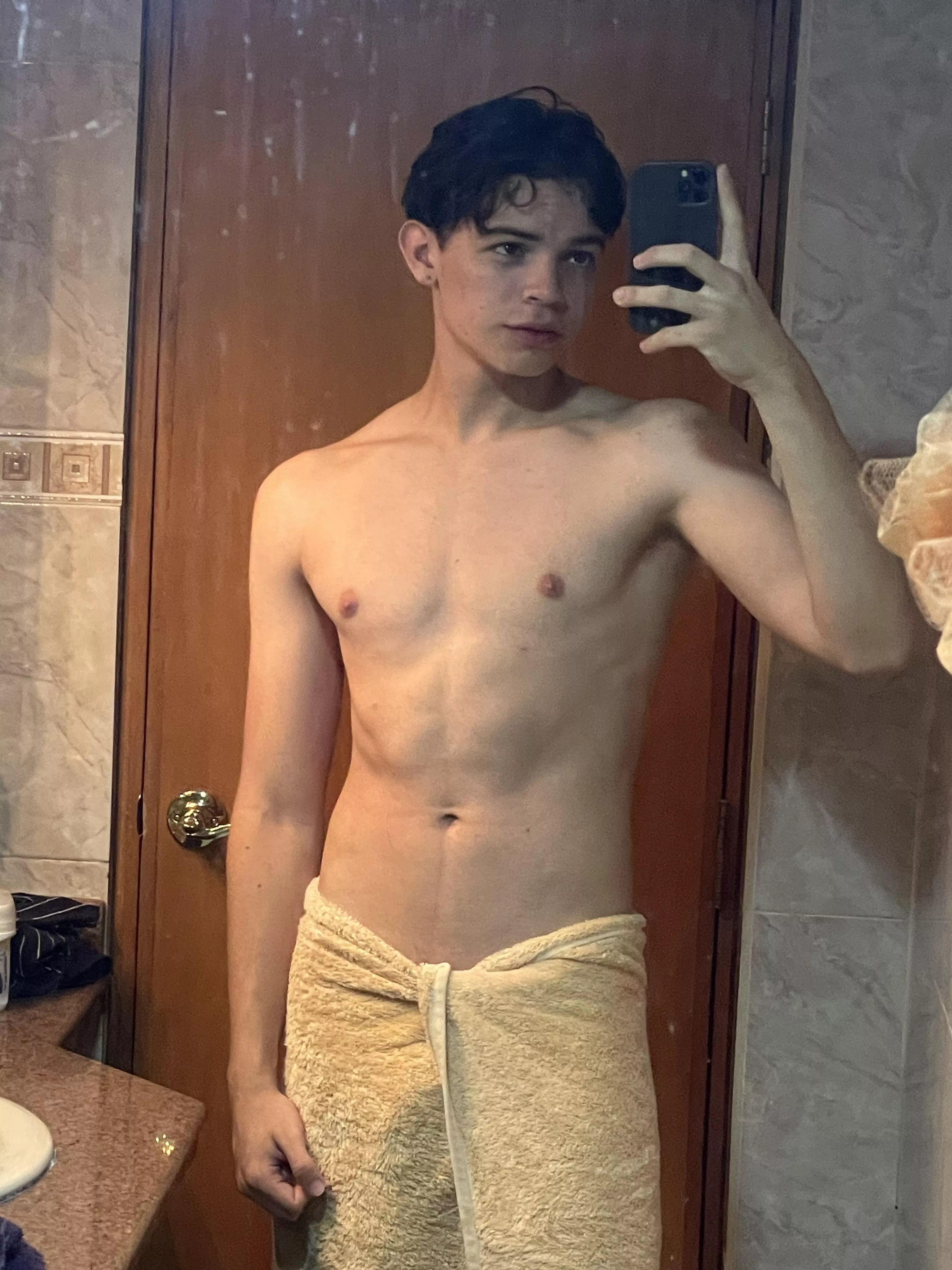 i’m bored  posted by sam_ruczy