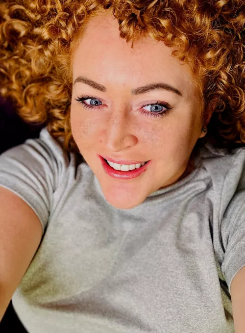 [IRTR] Once, someone asked me if you can feel freckled when you touch them and I thought that was really funny by MundaneDeduction