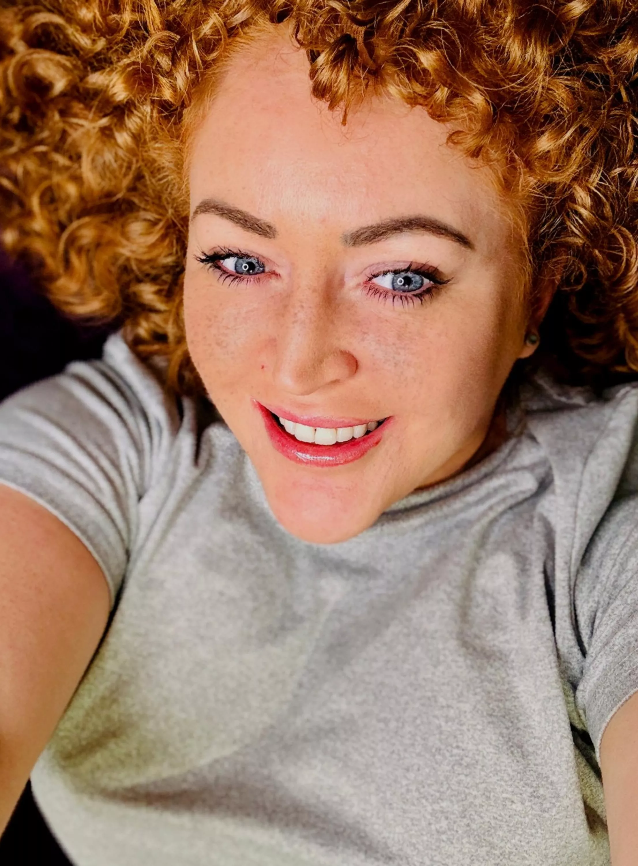 [IRTR] Once, someone asked me if you can feel freckled when you touch them and I thought that was really funny posted by MundaneDeduction