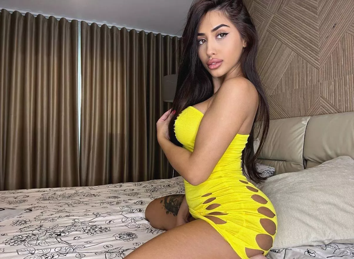 let's be friends that secretly fuck posted by Inevitable-Hair-9063