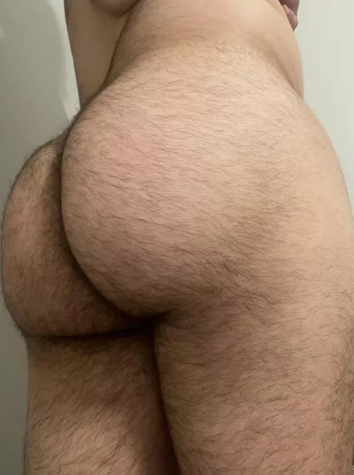 My fuzzy bubble butt hope ya like it  by subbydubbyyy