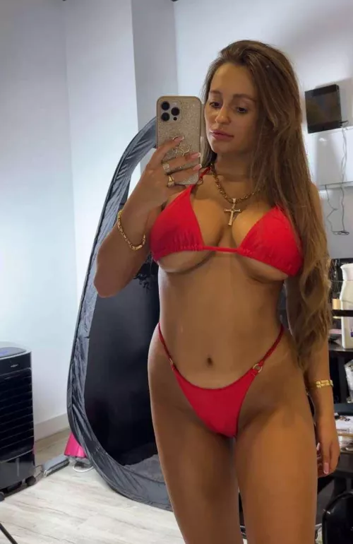 red suits for my eyes by hollymoon_girl