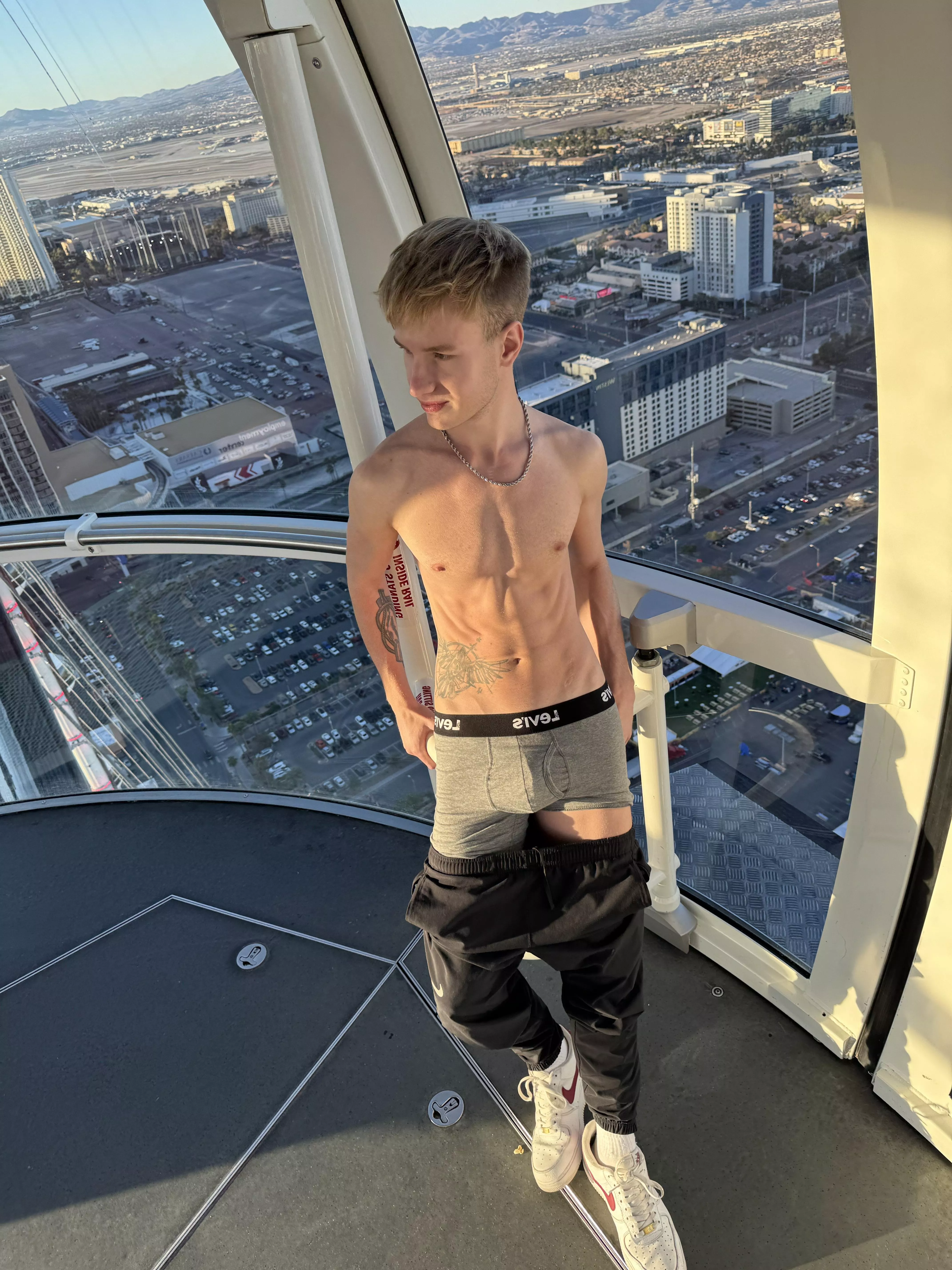 Sometimes you need strong balls for a beautiful photo posted by InLoveWithPleasure