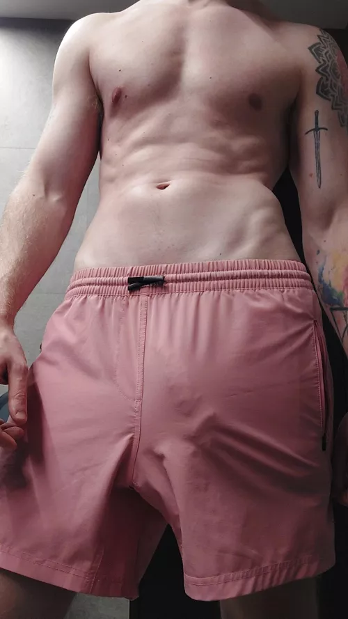 Too obvious at the gym? by CullenMcKelvey