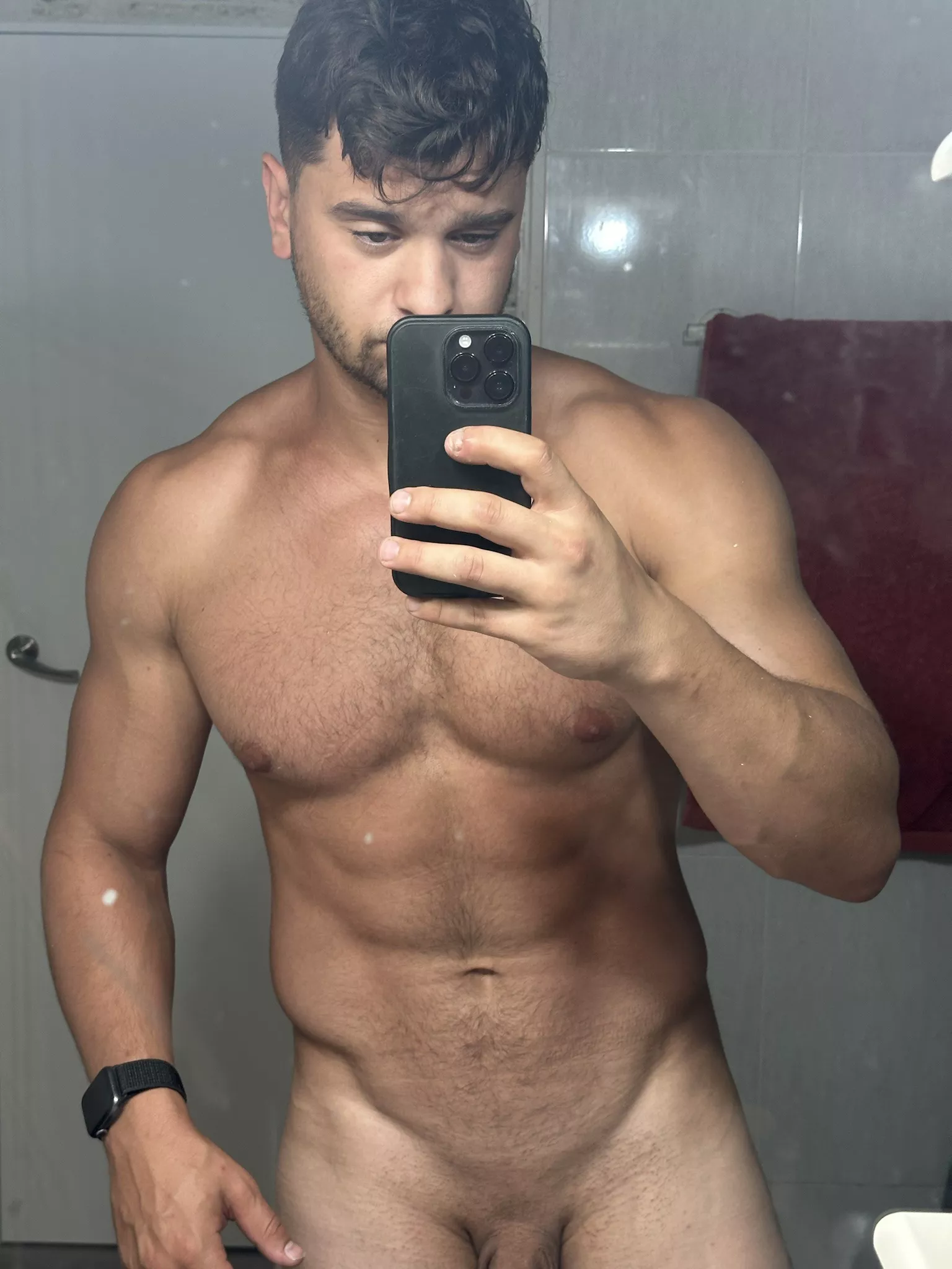 What did you look at first? posted by realisiwak