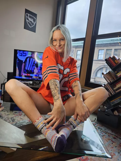 Would you stroke yoursel[f] with my dirty bombas? by _MyLittlePanda_