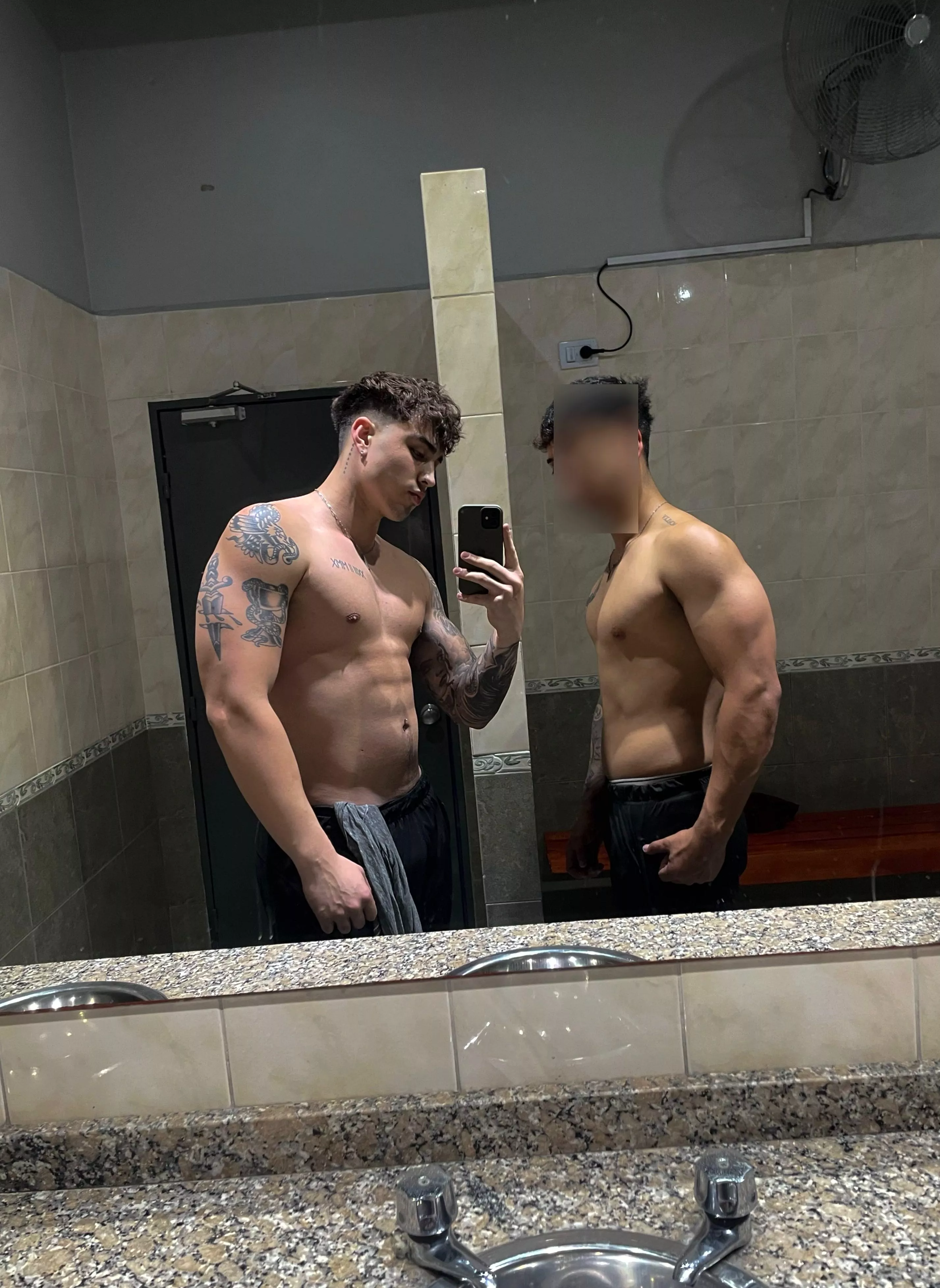 [23] extra time needed: can you handle my overtime pics? posted by ZaynReedx