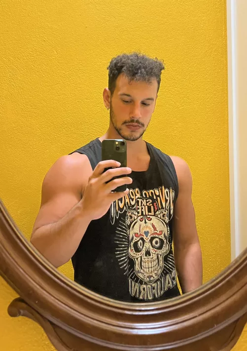 Can I send u cute selfies like this? by Historical-Disk-6510