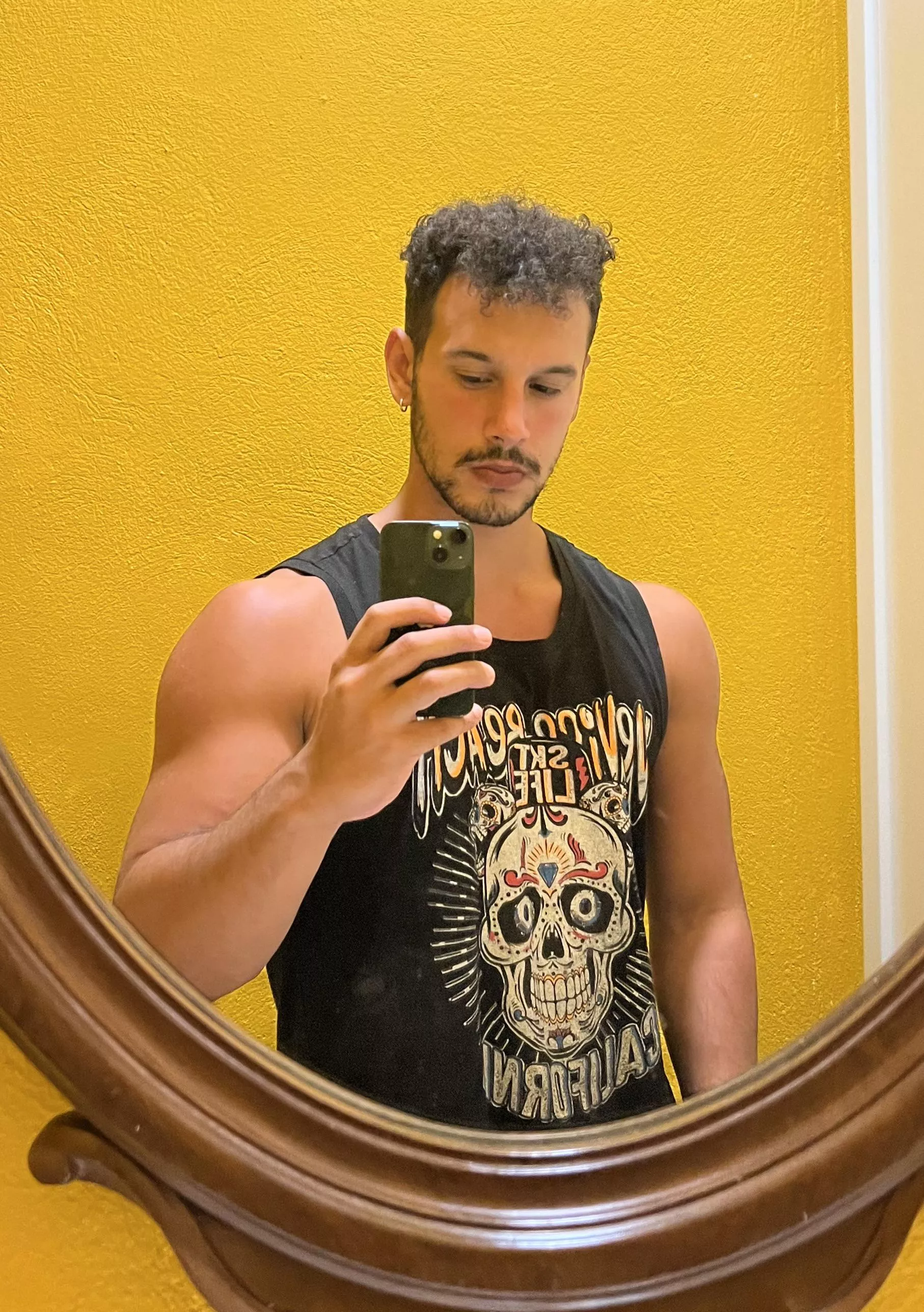 Can I send u cute selfies like this? posted by Historical-Disk-6510