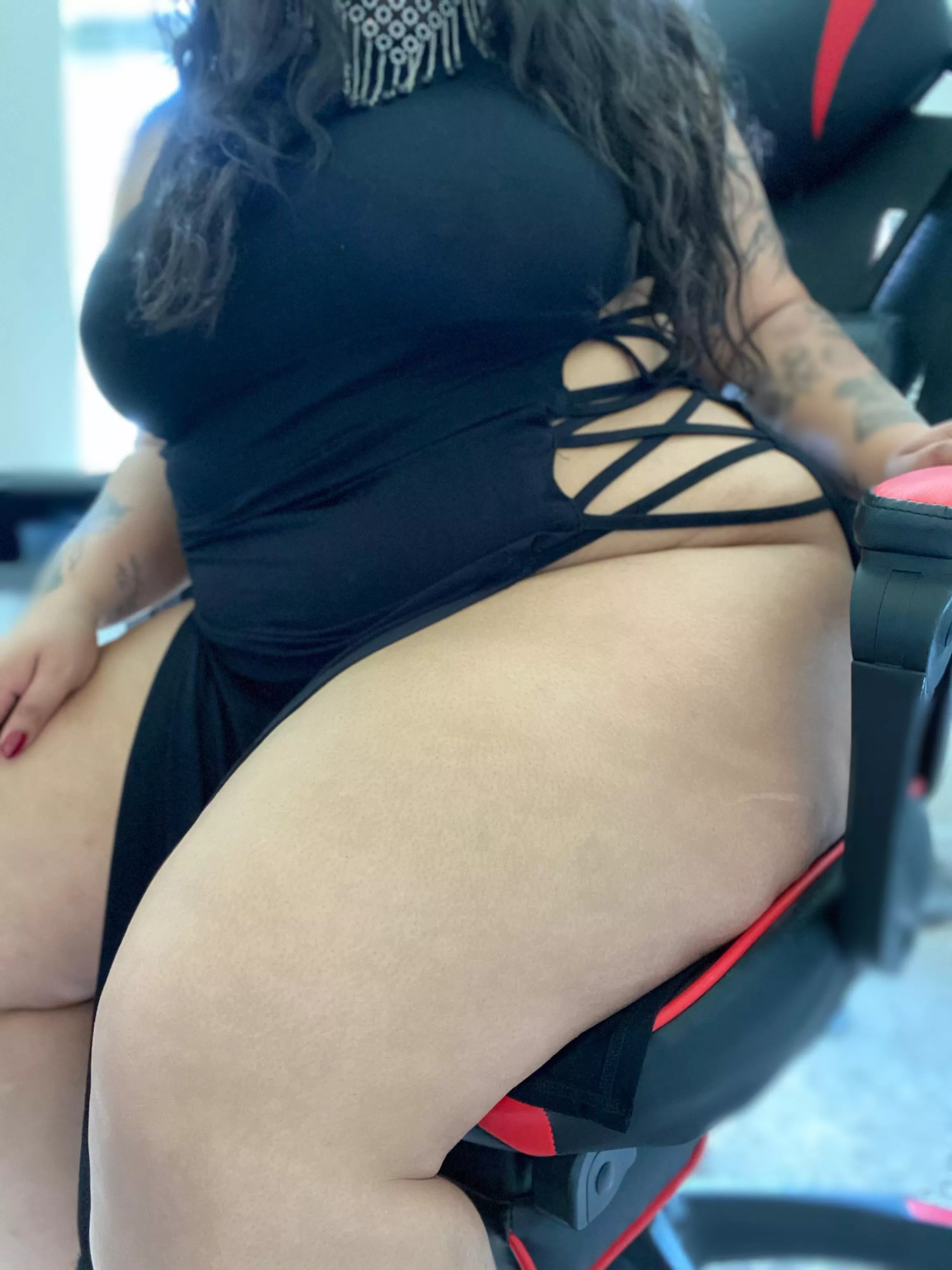 Easy access is always a plus 🤗 posted by Nyxy44