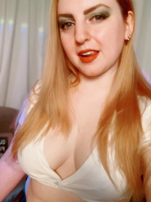 Feelin Frisky? Come play 💚 by EvanHarlowe