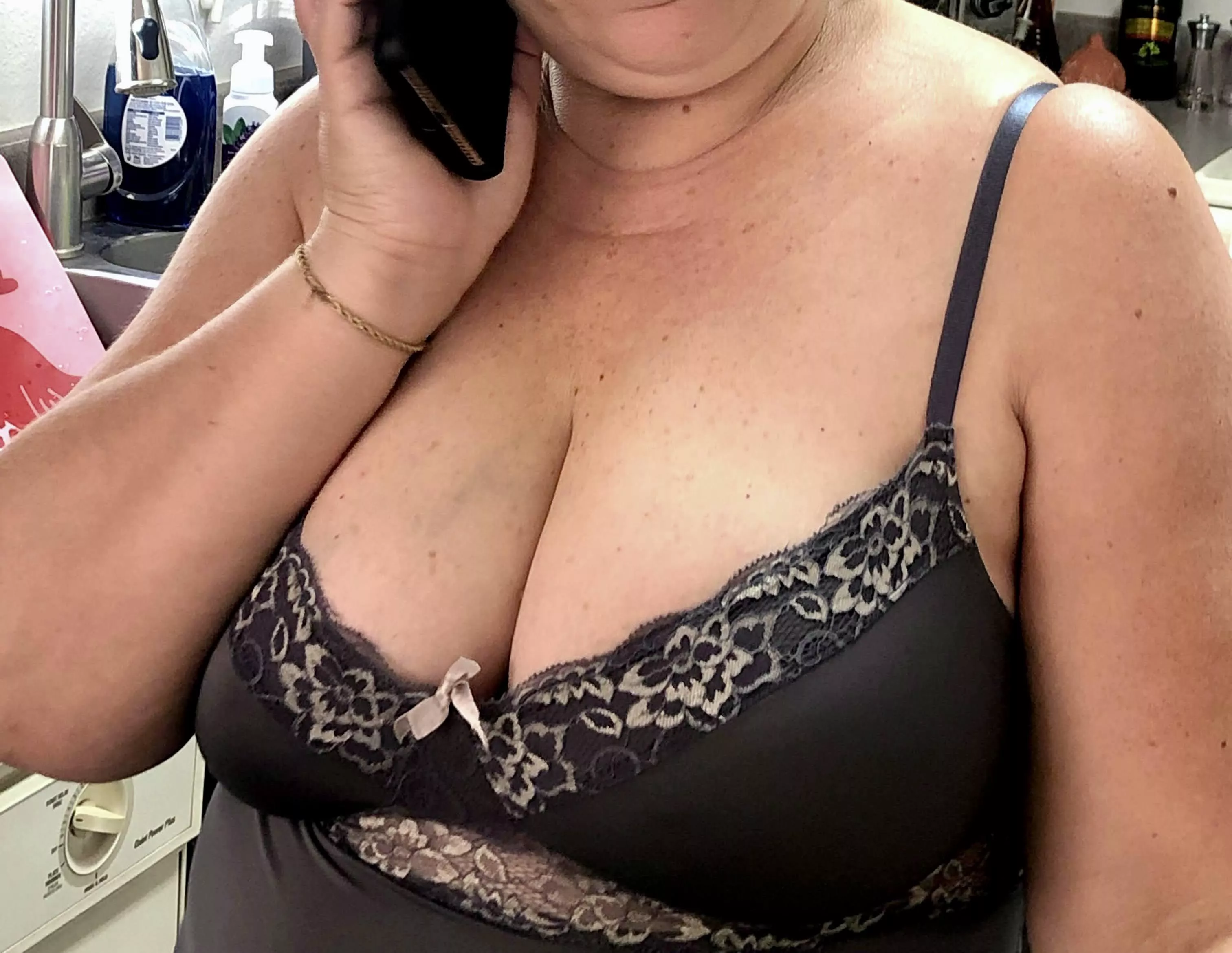 Feeling sexy  posted by putita66