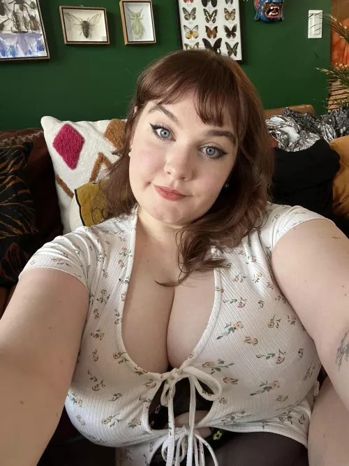 I hope you’re having a fantastic Saturday!  by chunkynymph