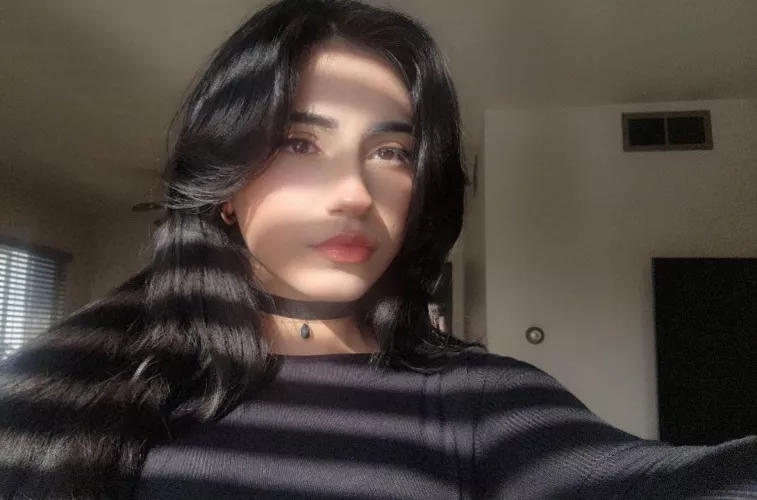 I thought this lighting made me look classy  by -littlelia