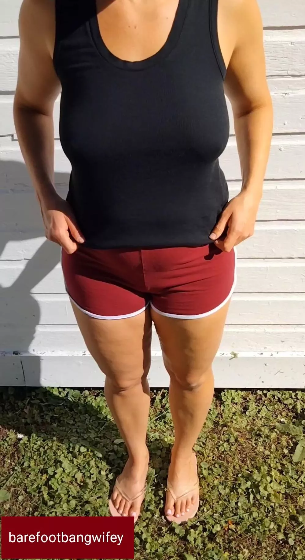 I'm married and have 36DDD tits posted by barefootbangwifey