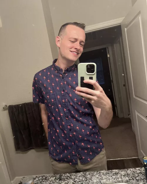 I’m ready for our date! (Someone ask me out🙄) by NotYourSnaq