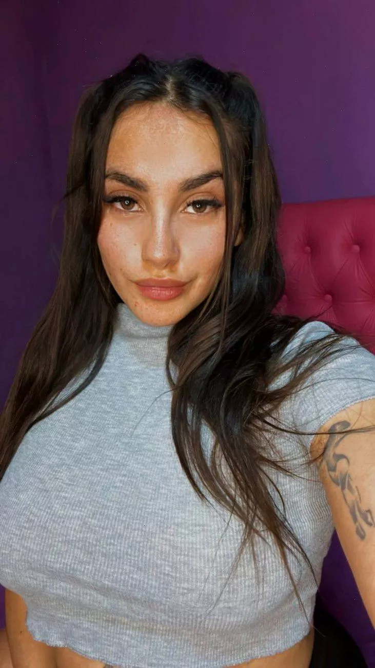 it can get more cropped than this posted by camil_pretty