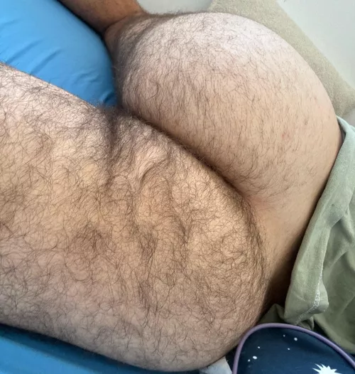 Never shaved!!! by UnluckyBowler9644