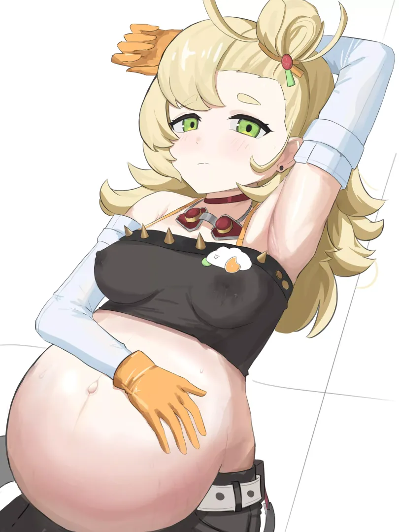 Pregnant Piper  by HeavyLancerthe8th