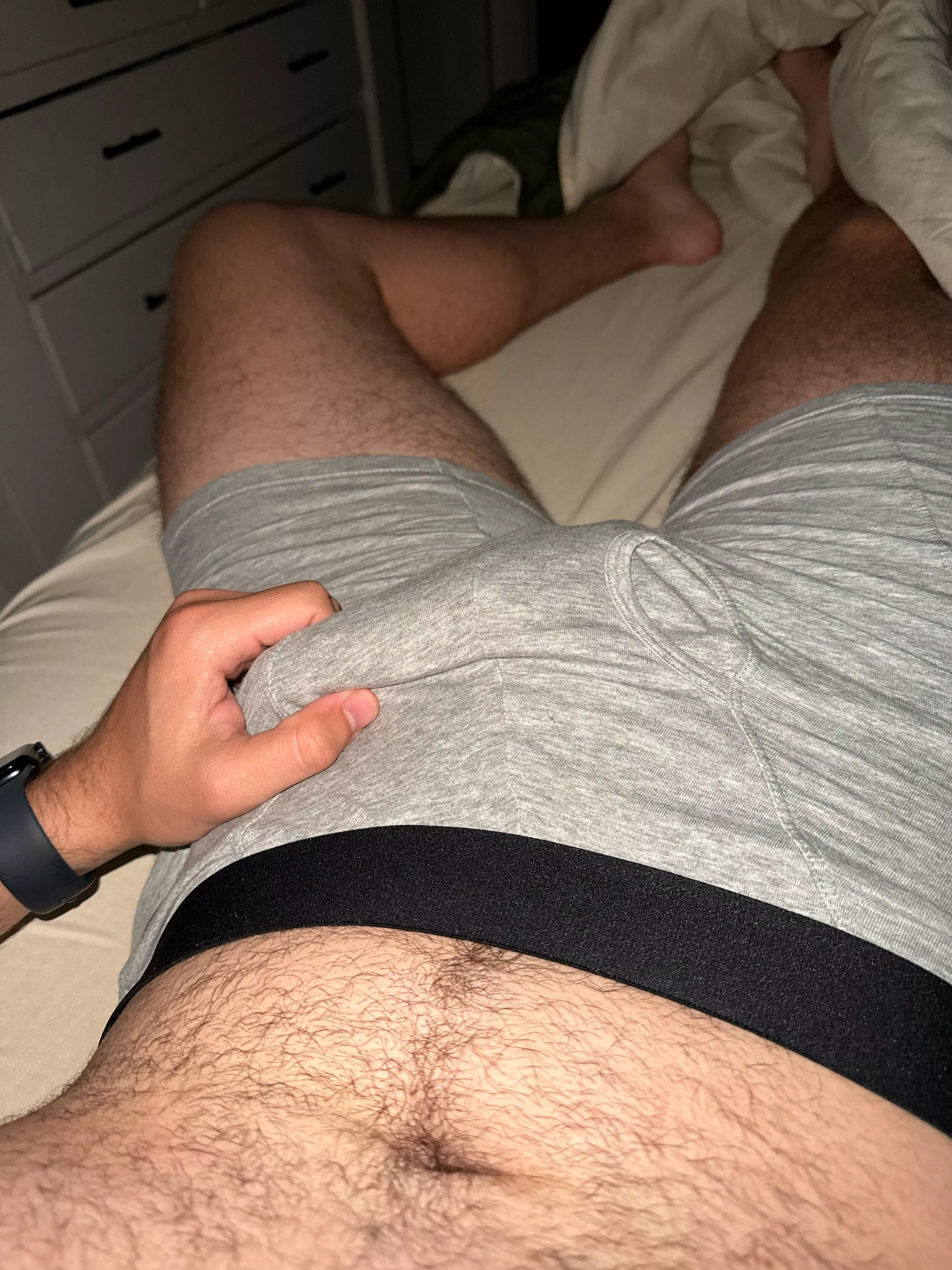 [27] just settling in and need a cuddle buddy 🥺  posted by j_big96