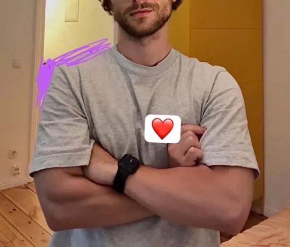 Anyone in Barcelona would like to be hugged by me? (Maybe choked as well) by dwinddt