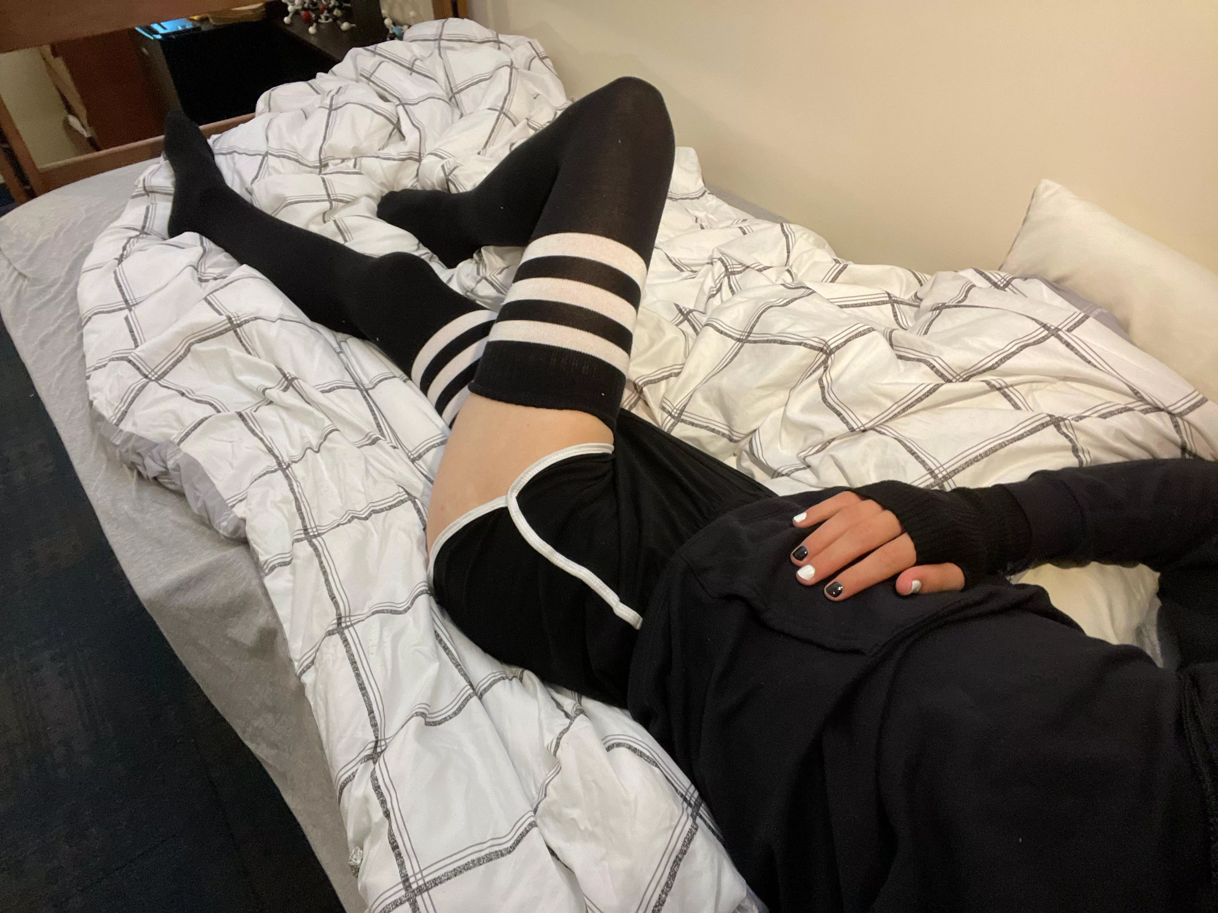 Bored :3 posted by Training_Hunt5077