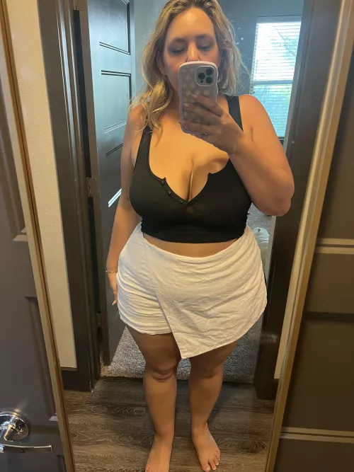 Braless night out - think anyone noticed? by TarynUpMyHeartx