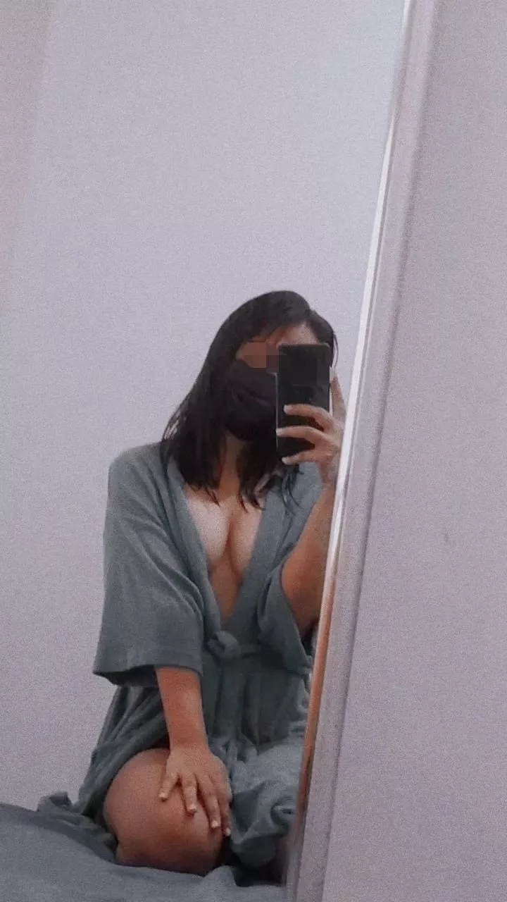 I want to make you smile today, bonus if you get hard! F18, 4'5ft  posted by PinaySarai