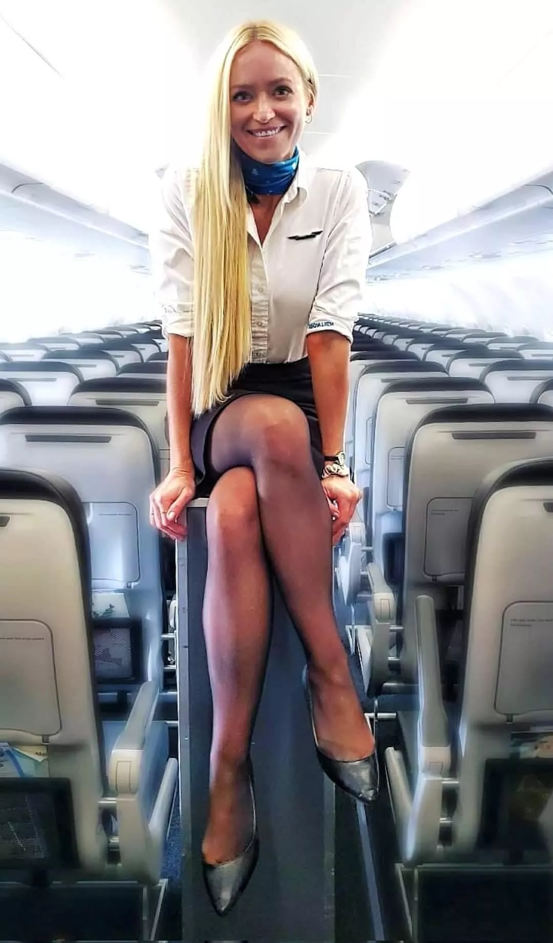 Leggy blonde posted by maturewine