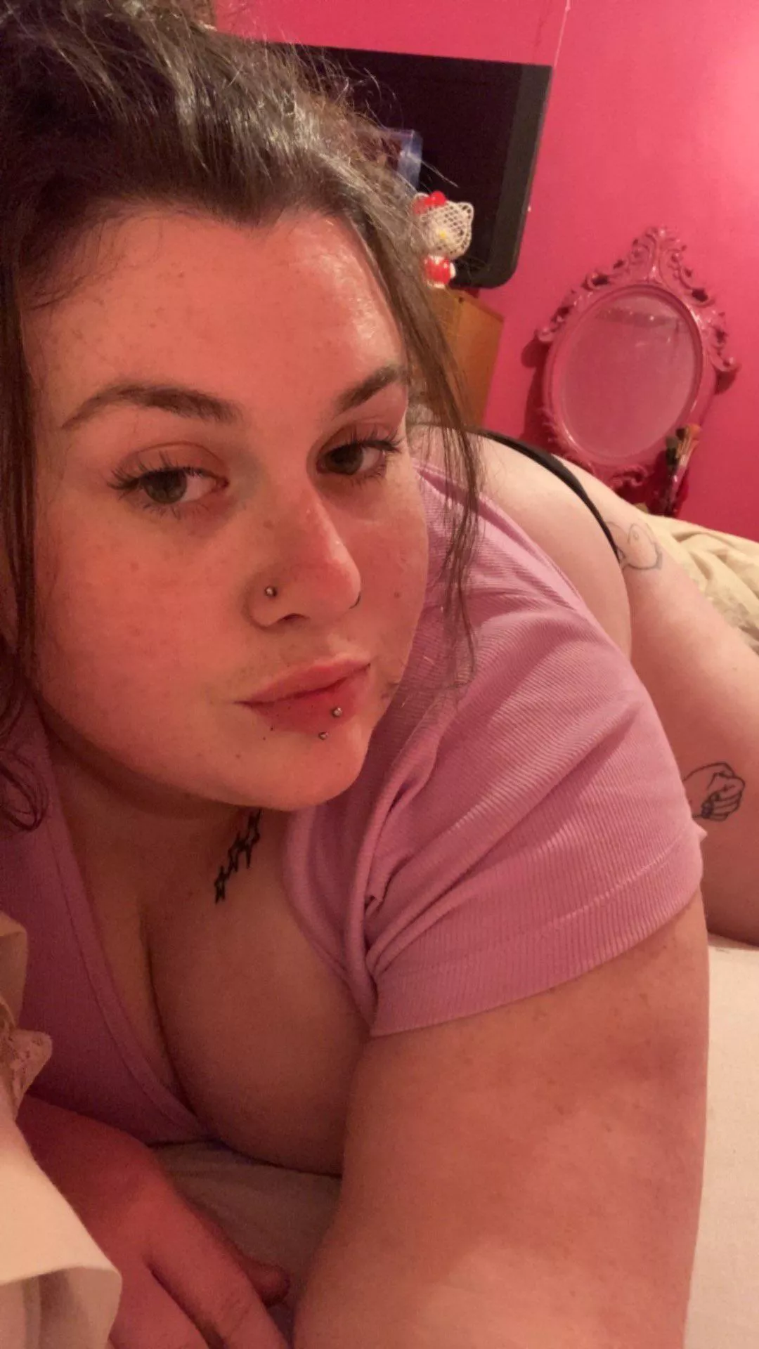 let’s make out?  posted by Initial-Finger-9517