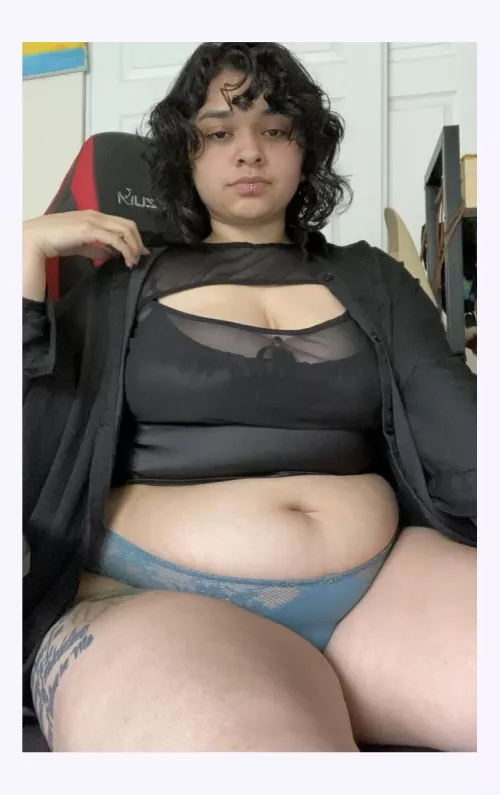 Live now, make me squigt by AmyWilliams51